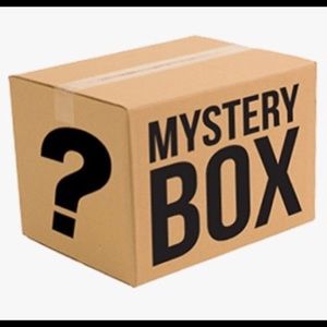 Women Mysterious Box / Package